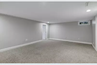 35 Chestnut Hill, South Hadley, MA 01075 - Photo 31