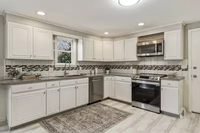 35 Chestnut Hill, South Hadley, MA 01075 - Photo 15