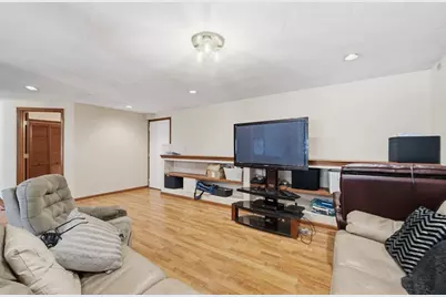 255 Cedar Brook Rd, Lynn, MA 01904 - Photo 9