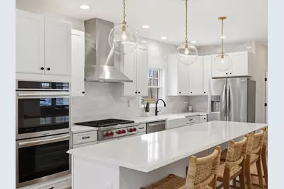 2 Winterberry Cir, Salisbury, MA 01952 - Photo 5