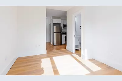 633 East 6th St #2, Boston, MA 02127 - Photo 11