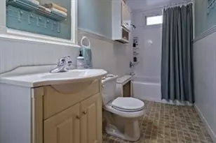 27 Morgan St, Holyoke, MA 01040 - Photo 35