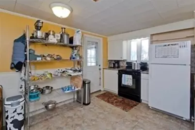 27 Morgan St., Holyoke, MA 01040 - Photo 27