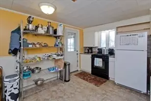 27 Morgan St, Holyoke, MA 01040 - Photo 27