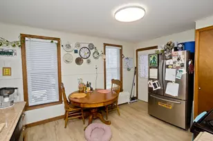 27 Morgan St, Holyoke, MA 01040 - Photo 23