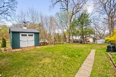 27 Morgan St., Holyoke, MA 01040 - Photo 5