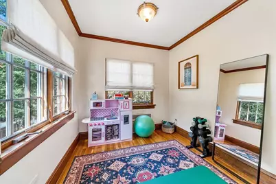 51 Fairfield St, Newton, MA 02460 - Photo 15