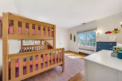 51 Fairfield St, Newton, MA 02460 - Photo 13