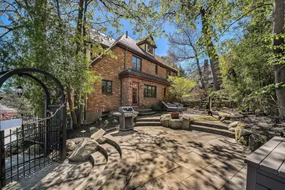51 Fairfield St, Newton, MA 02460 - Photo 17