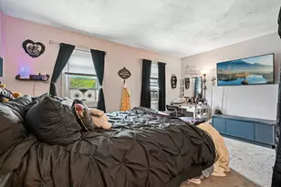 42 Wrentham Rd, Worcester, MA 01602 - Photo 15