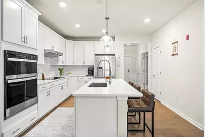 300 Martins Landing #103, North Reading, MA 01864 - Photo 5