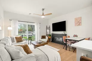 300 Martins Lndg, North Reading, MA 01864 - Photo 9