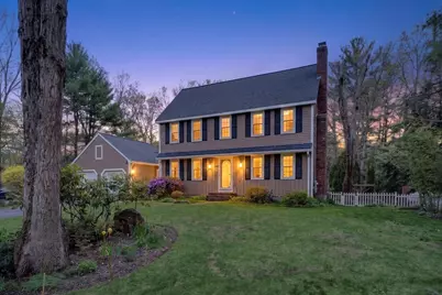 40 Old Farm Rd, North Attleboro, MA 02760 - Photo 1