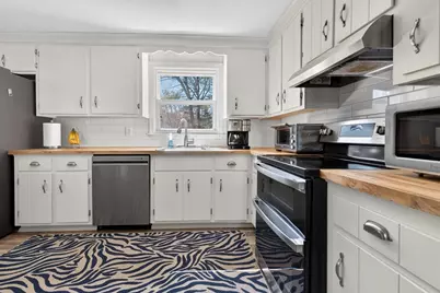 40 Old Farm Rd, North Attleboro, MA 02760 - Photo 11