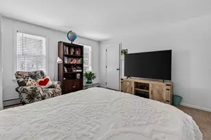 40 Old Farm Rd, North Attleboro, MA 02760 - Photo 25