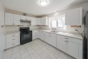 292 Salem, Revere, MA 02151 - Photo 7