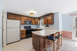 506 Wellman Ave, Chelmsford, MA 01863 - Photo 9