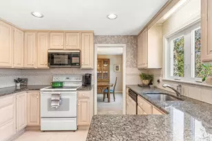 151 Cranberry Rd, North Attleboro, MA 02760 - Photo 15