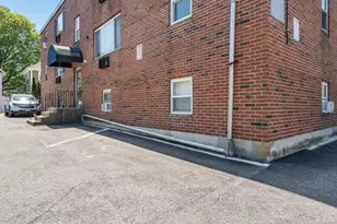 71 Oxford Ave, Cambridge, MA 02138 - Photo 19