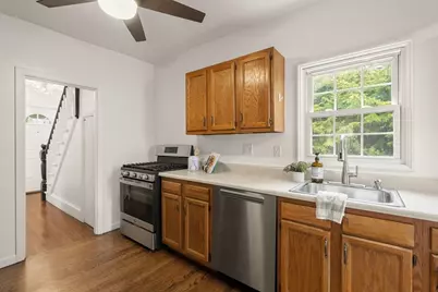 53 Henderson St, Arlington, MA 02474 - Photo 9