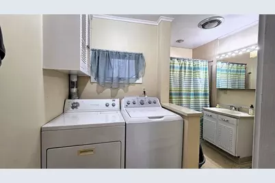 698 Church St #2, Northbridge, MA 01588 - Photo 11