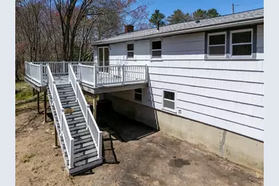 132 Winslow Dr, Stoughton, MA 02072 - Photo 9
