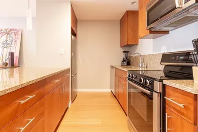 16 Miner St #306, Boston, MA 02215 - Photo 3