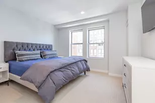 16 Miner St, Boston, MA 02215 - Photo 9