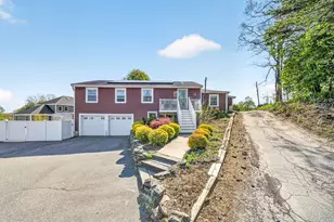 13 Mulcahy Ln, Billerica, MA 01821 - Photo 1