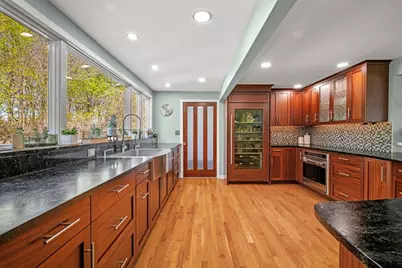 3 Beacon Heights Ln, Marblehead, MA 01945 - Photo 9