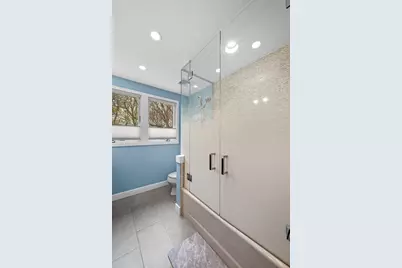 3 Beacon Heights Ln, Marblehead, MA 01945 - Photo 33