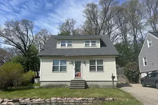 5 Utica Dr, Worcester, MA 01603 - Photo 1
