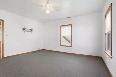 12 Whitcomb Street, Webster, MA 01570 - Photo 17