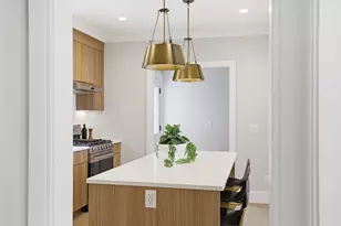 30 Waverly Ave, Everett, MA 02149 - Photo 13