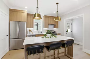 30 Waverly Ave, Everett, MA 02149 - Photo 9