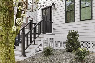 30 Waverly Ave, Everett, MA 02149 - Photo 5