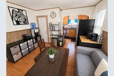 33 Jefferson St #3, Cambridge, MA 02141 - Photo 3