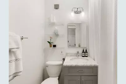 180 Commonwealth Ave #7, Boston, MA 02116 - Photo 9