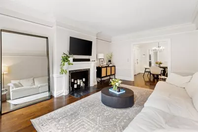 180 Commonwealth Ave #7, Boston, MA 02116 - Photo 3