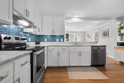 6 Glen Road, Peabody, MA 01960 - Photo 9