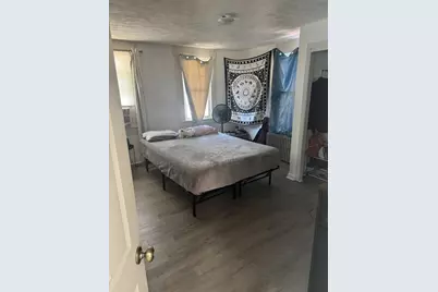 49 Fremont St, Springfield, MA 01105 - Photo 7