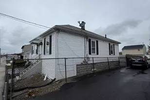 496 Tucker St, Fall River, MA 02721 - Photo 19