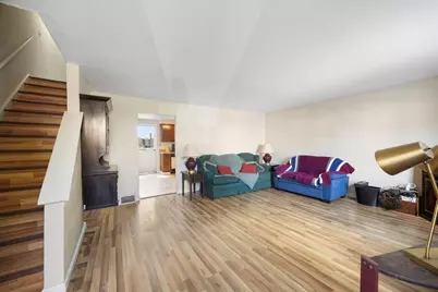 32 Yorktown Ct #32, Chicopee, MA 01020 - Photo 5