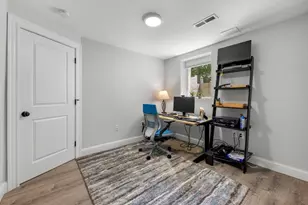 30 Gloucester St, Arlington, MA 02476 - Photo 21