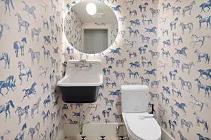 25 Harvard Square, Boston, MA 02129 - Photo 19