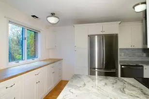 9 Ledgewood Way, Peabody, MA 01960 - Photo 15