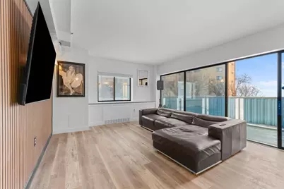 300 Lynn Shore Dr #210, Lynn, MA 01902 - Photo 11