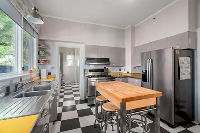 121 Thorndike Street, Brookline, MA 02446 - Photo 17