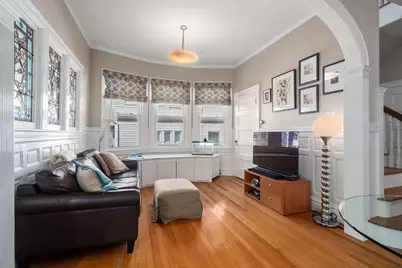 121 Thorndike Street, Brookline, MA 02446 - Photo 15