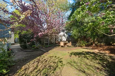 121 Thorndike Street, Brookline, MA 02446 - Photo 35